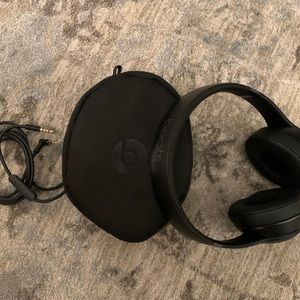 Beats by Dre - Solo 3 Wireless